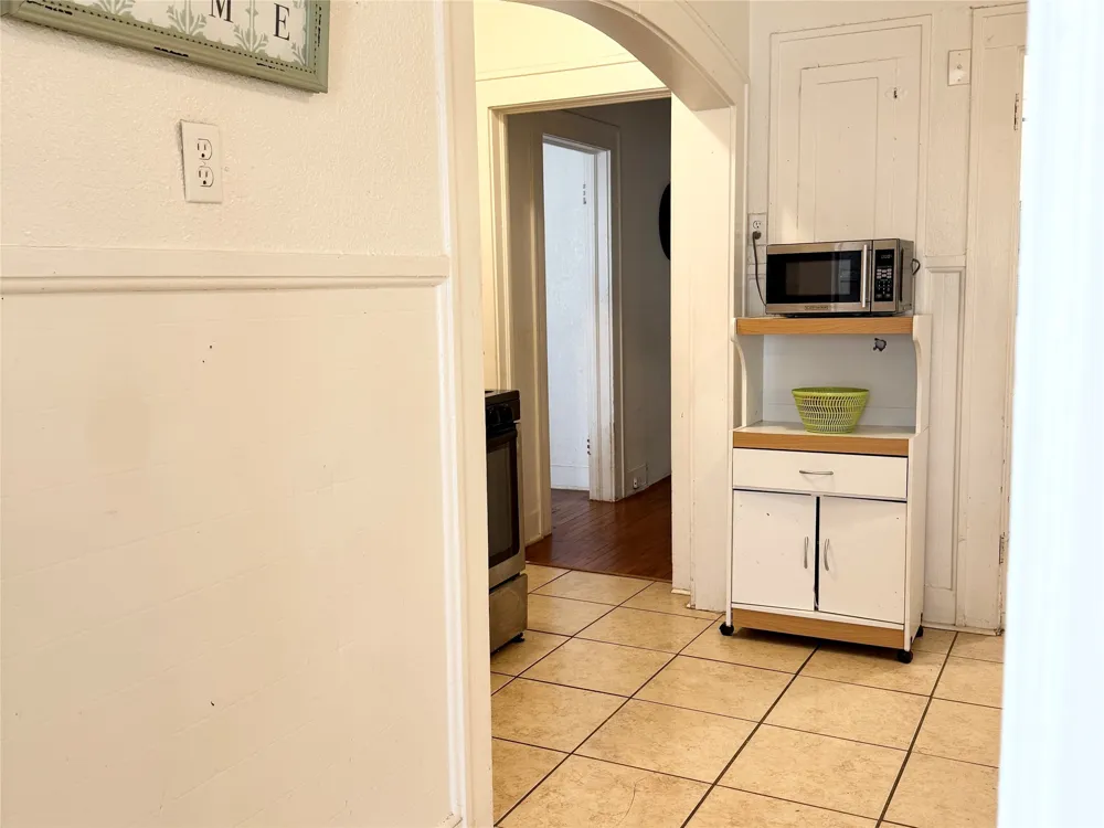 944 Marion Avenue Fort Worth, TX 76104
