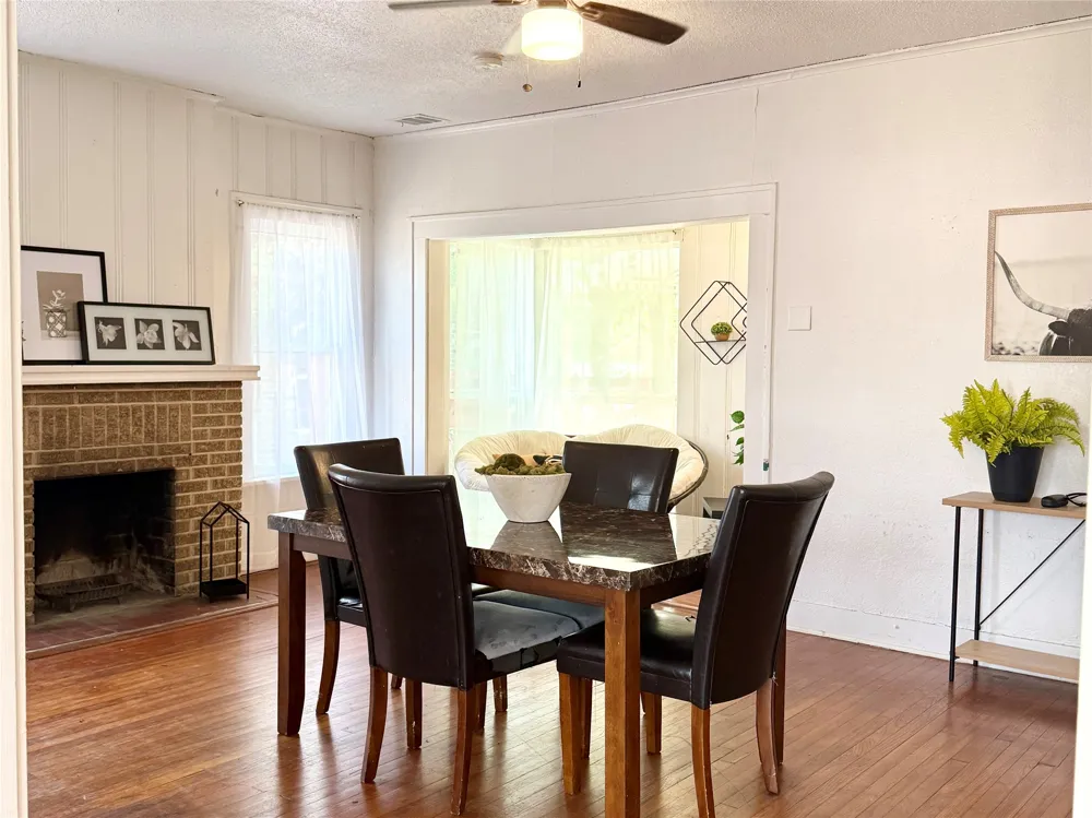 944 Marion Avenue Fort Worth, TX 76104
