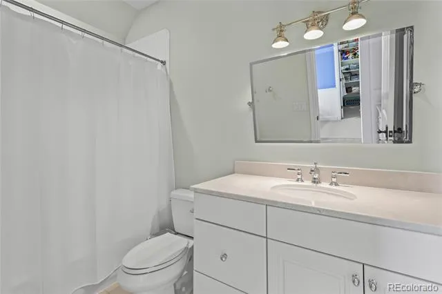15478 Mountain View Circle Broomfield, CO 80023