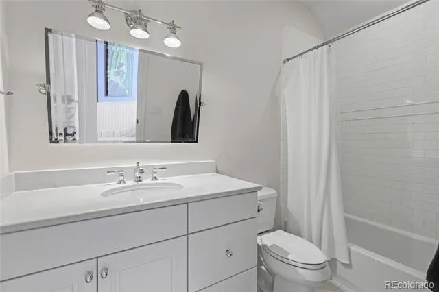 15478 Mountain View Circle Broomfield, CO 80023