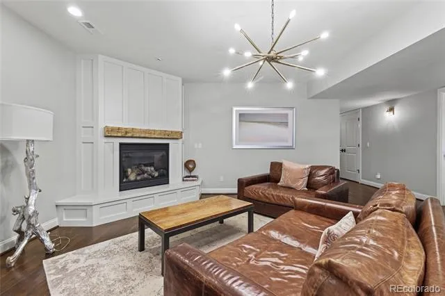 15478 Mountain View Circle Broomfield, CO 80023