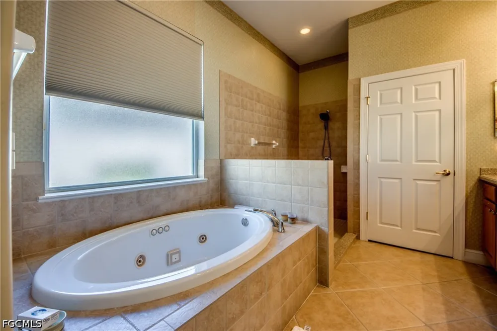 Bellagio Drive Fort Myers, FL 33913