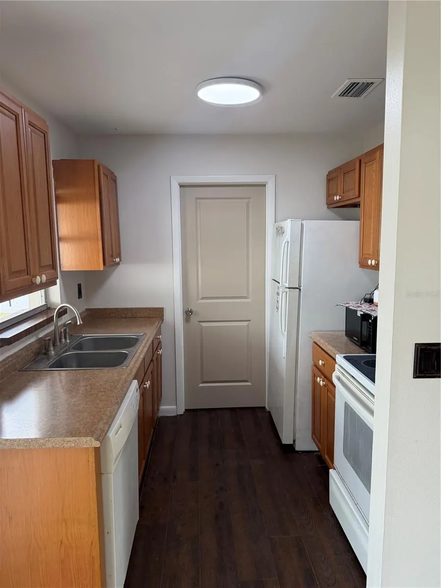 2164 W DEVON DRIVE Citrus Springs, FL 34434