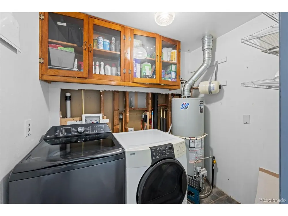 6130 E 61st Avenue Commerce City, CO 80022