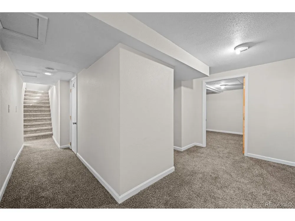 6130 E 61st Avenue Commerce City, CO 80022