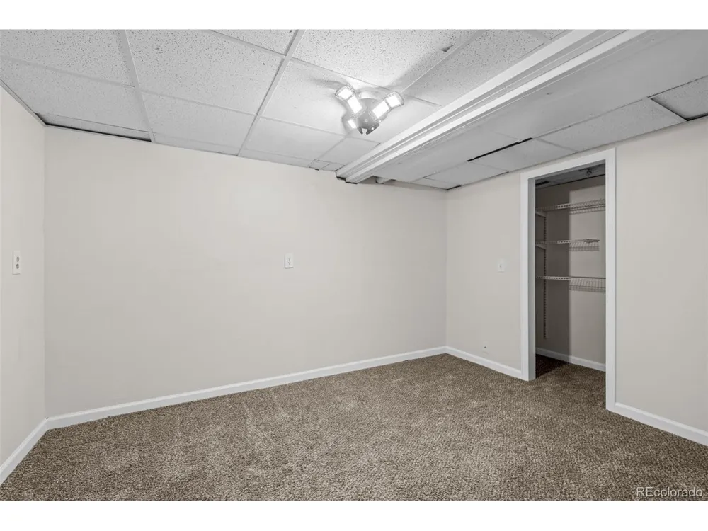 6130 E 61st Avenue Commerce City, CO 80022