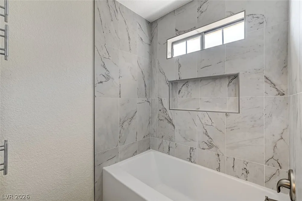 2633 S Durango Drive #201 Las Vegas, NV 89117
