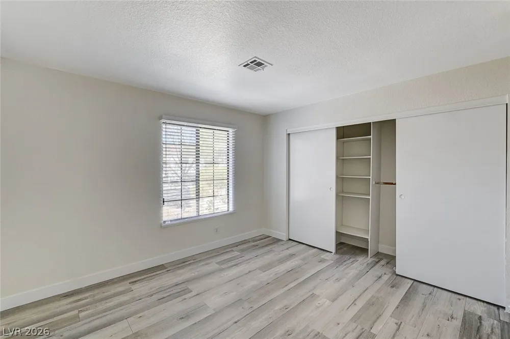 2633 S Durango Drive #201 Las Vegas, NV 89117