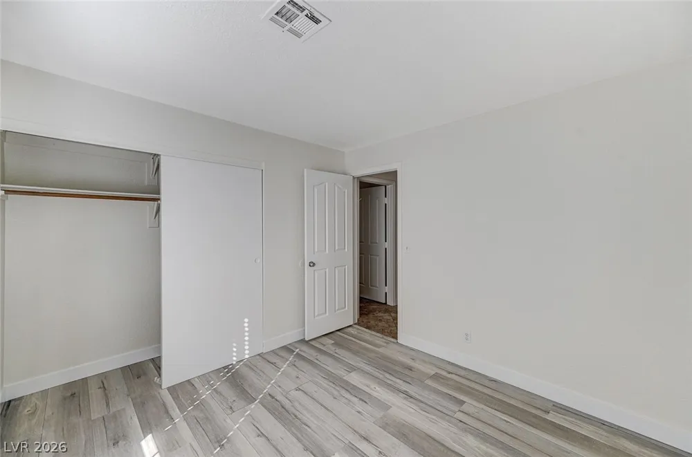 2633 S Durango Drive #201 Las Vegas, NV 89117