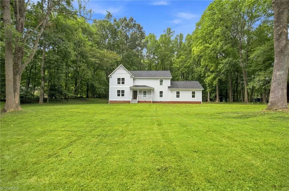 2102 Jareds Pond Road Pleasant Garden, NC 27313