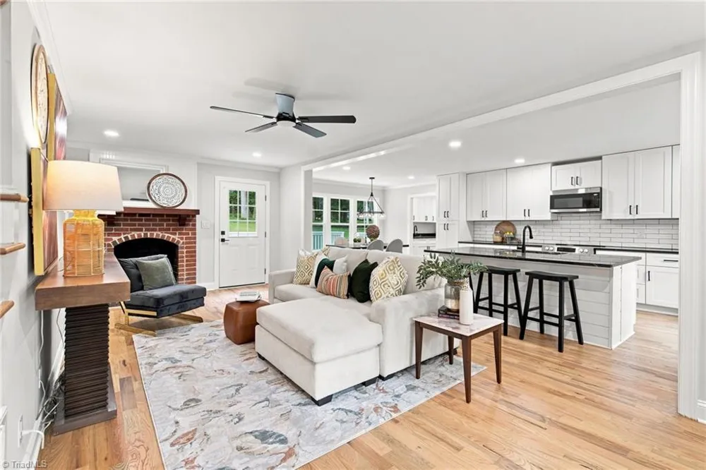 2102 Jareds Pond Road Pleasant Garden, NC 27313