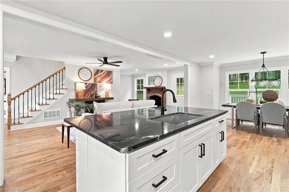 2102 Jareds Pond Road Pleasant Garden, NC 27313