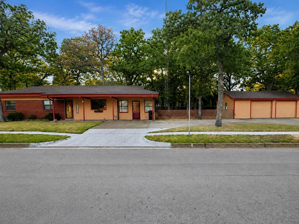801 Paula Street Kennedale, TX 76060