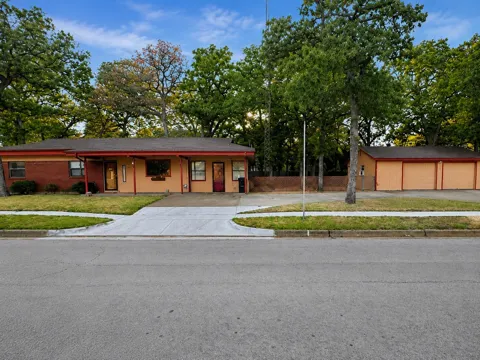 801 Paula Street