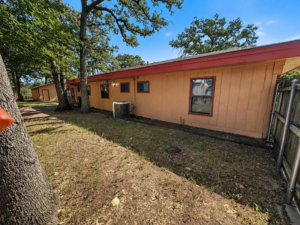 801 Paula Street Kennedale, TX 76060