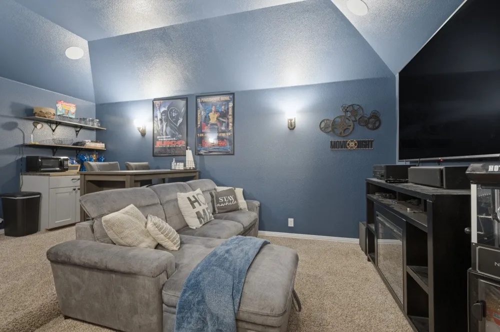 1903 Maplewood Drive Glenn Heights, TX 75154