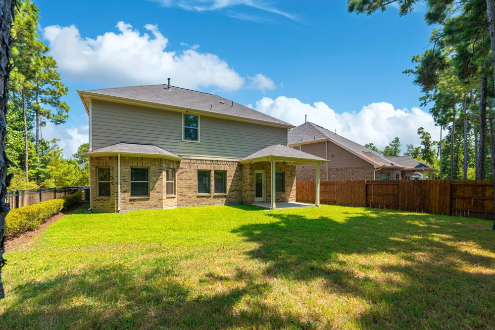 17104 Coneflower Pl Conroe, TX 77385