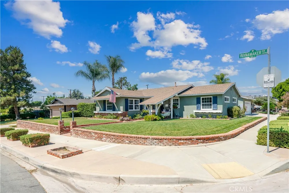 971 E Wanamaker Drive Covina, CA 91724