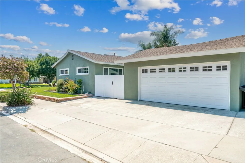 971 E Wanamaker Drive Covina, CA 91724