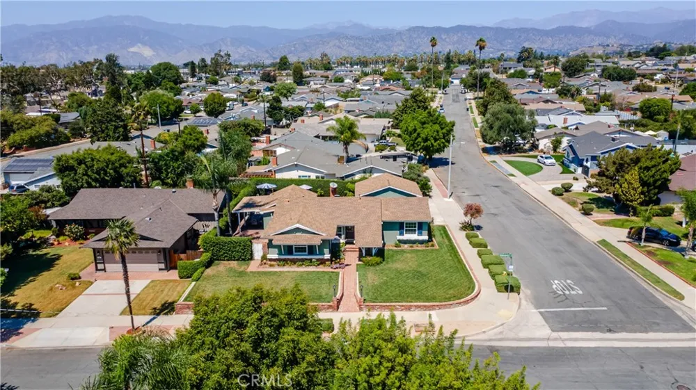 971 E Wanamaker Drive Covina, CA 91724