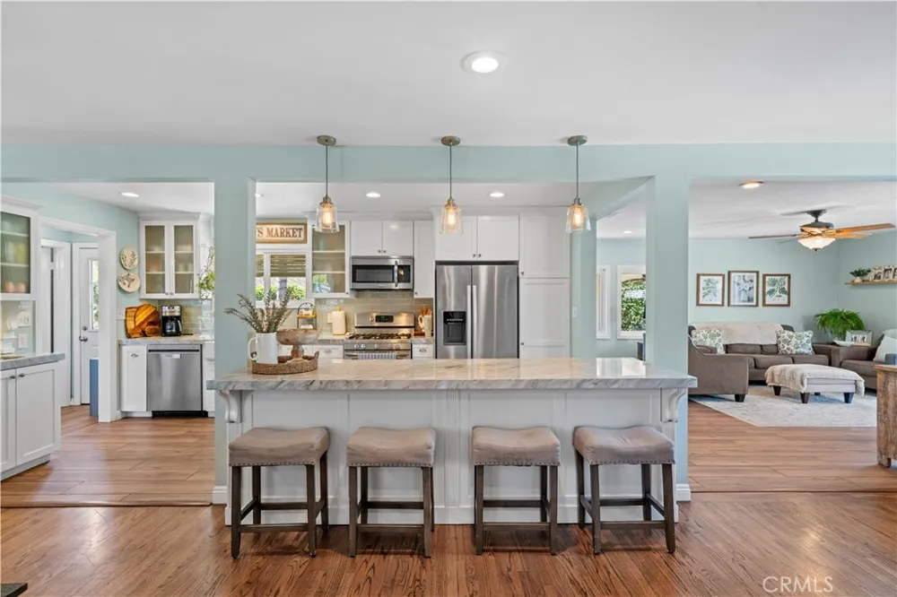 971 E Wanamaker Drive Covina, CA 91724