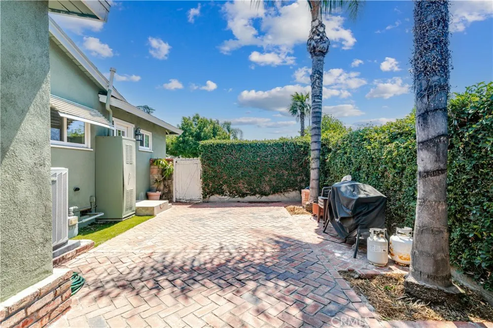 971 E Wanamaker Drive Covina, CA 91724
