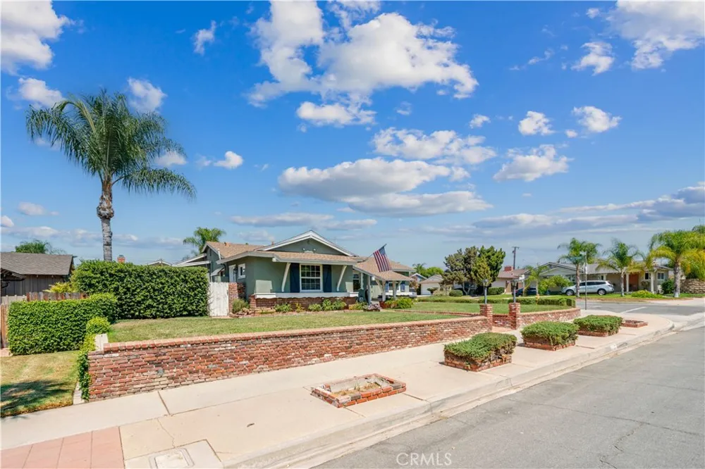 971 E Wanamaker Drive Covina, CA 91724