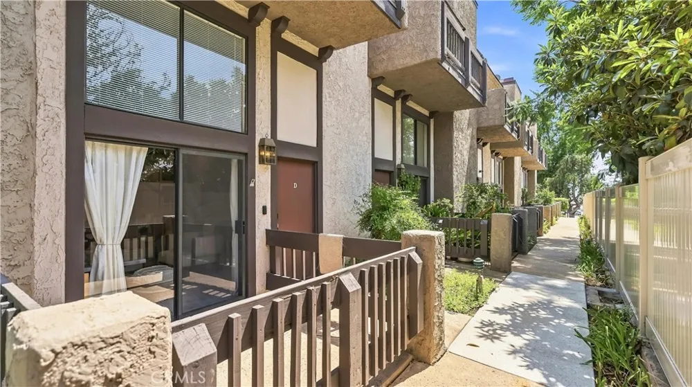 1919 Huntington Drive #B Duarte, CA 91010