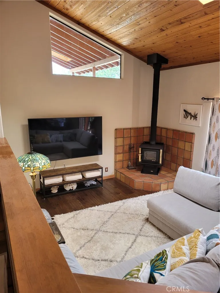 7999 Little Borax Lake Kelseyville, CA 95451