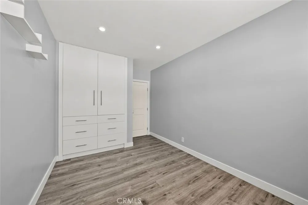 2321 W Avenue M4 Palmdale, CA 93551