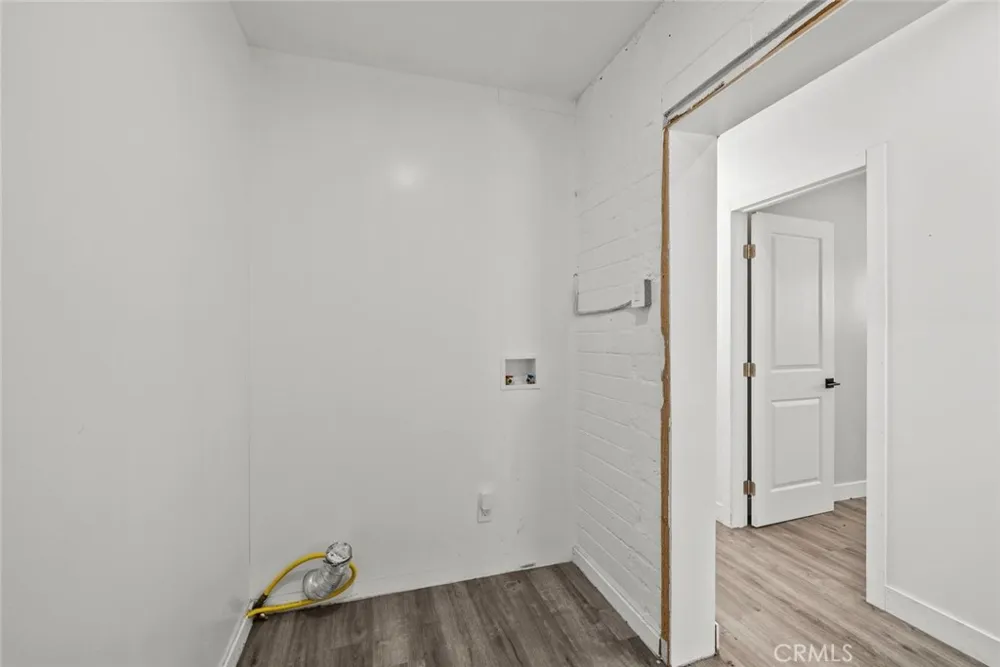 2321 W Avenue M4 Palmdale, CA 93551