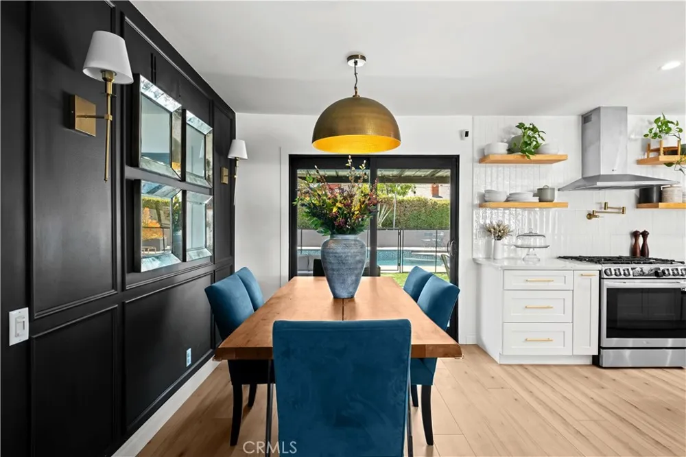 6709 Sheltondale Avenue West Hills, CA 91307