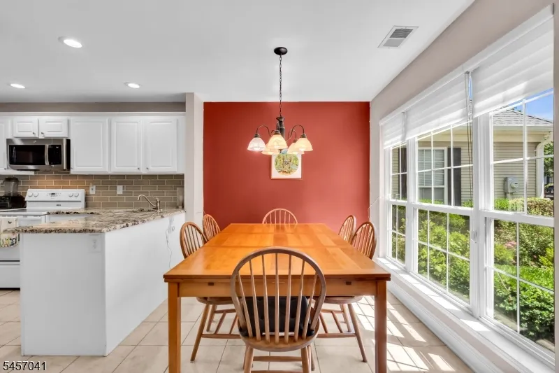 272 Colt St #272 Unit 272 Hopewell, NJ 08534