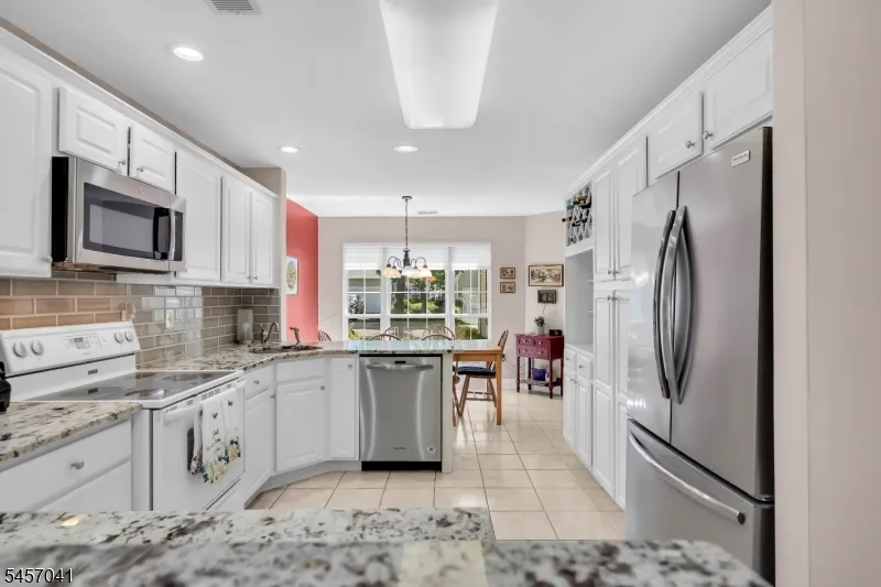 272 Colt St #272 Unit 272 Hopewell, NJ 08534