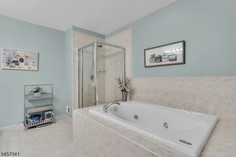 272 Colt St #272 Unit 272 Hopewell, NJ 08534