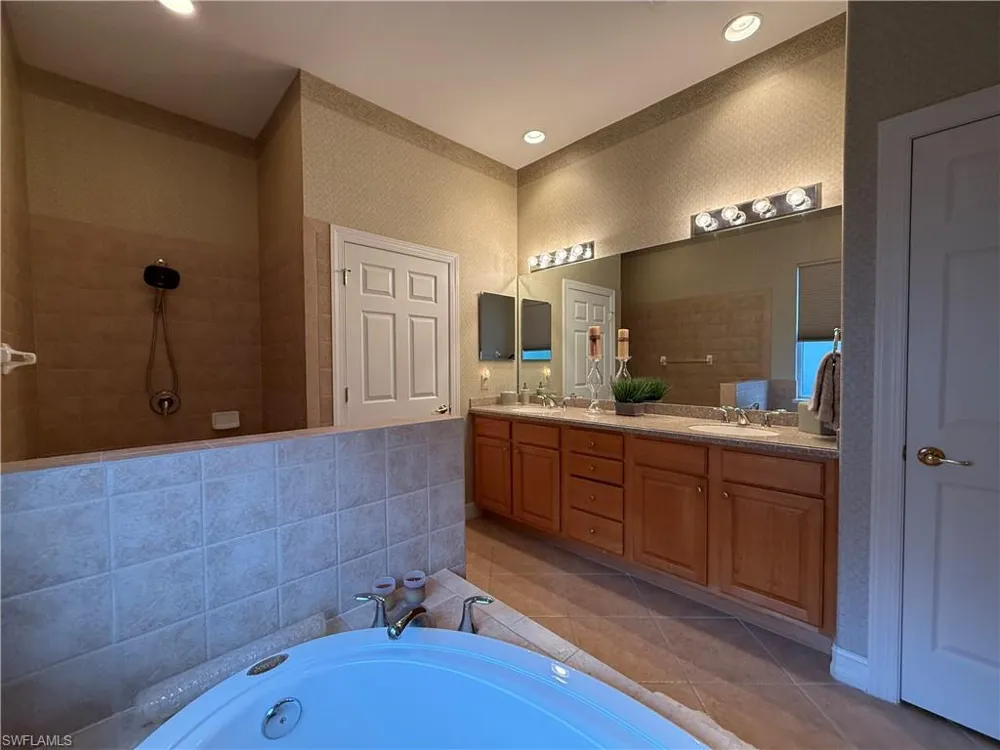 10530 Bellagio Drive Fort Myers, FL 33913