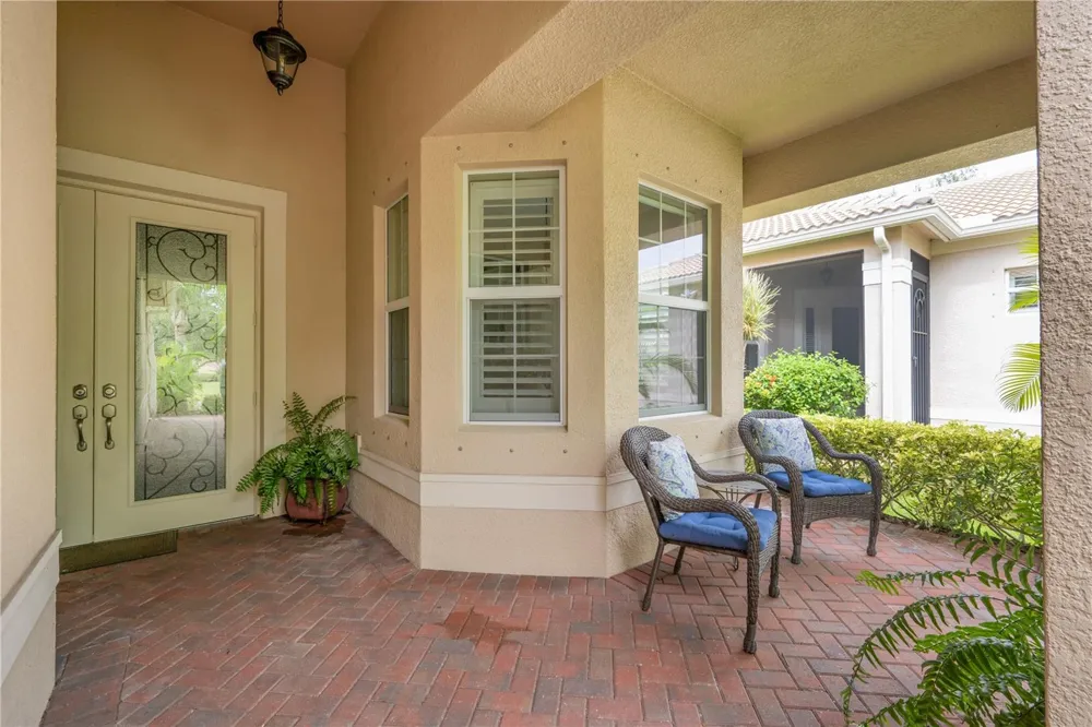 4952 SANDY GLEN WAY Wimauma, FL 33598