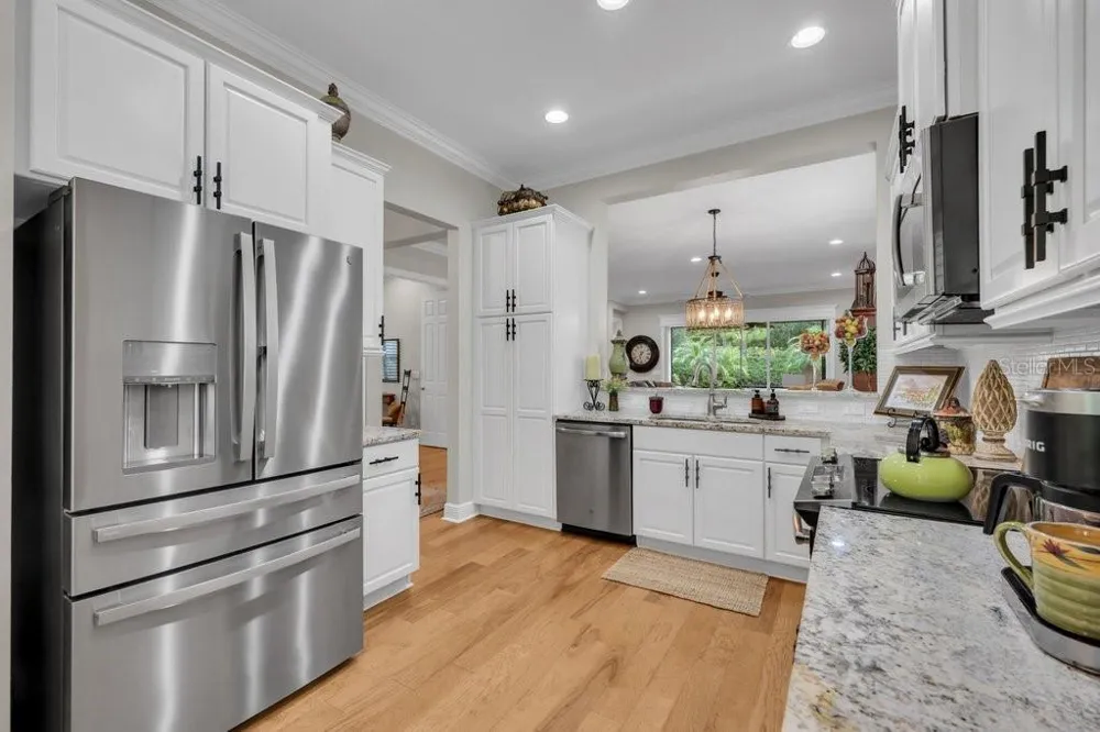 4952 SANDY GLEN WAY Wimauma, FL 33598