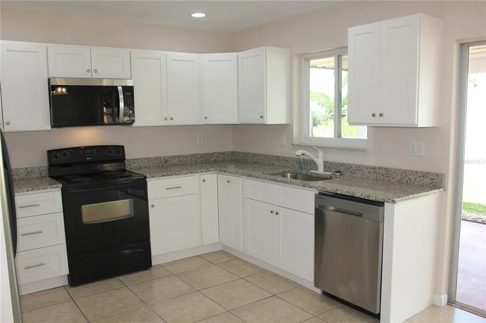 8268 SAN JACINTO AVE North Port, FL 34287