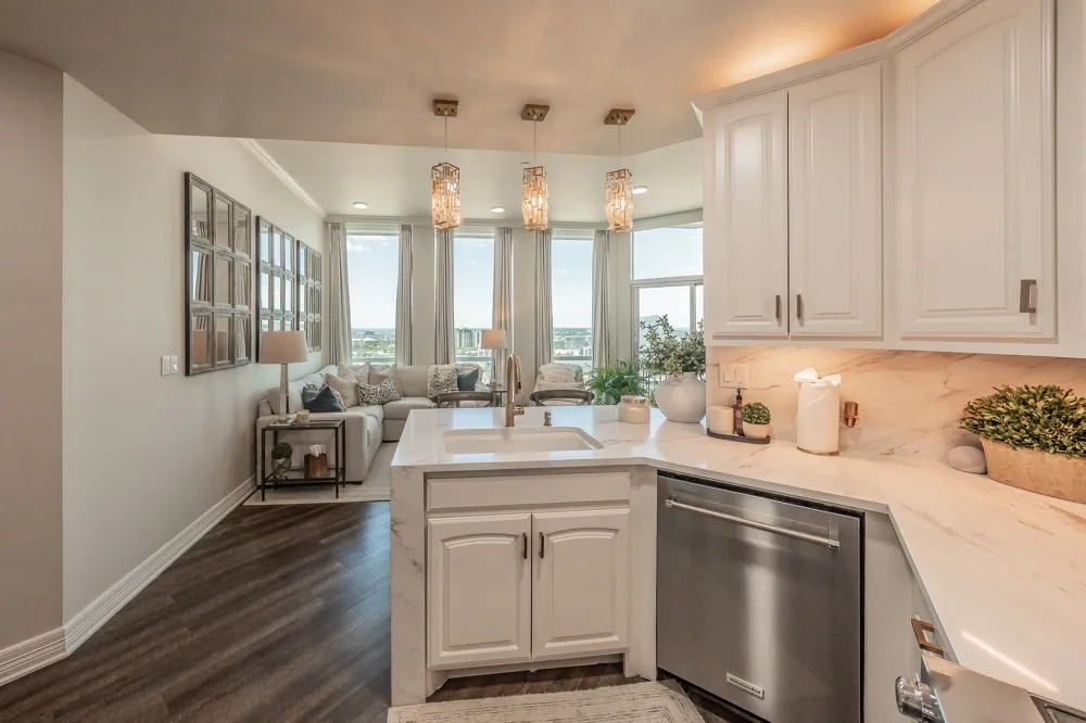 500 Throckmorton Street #1406 Fort Worth, TX 76102