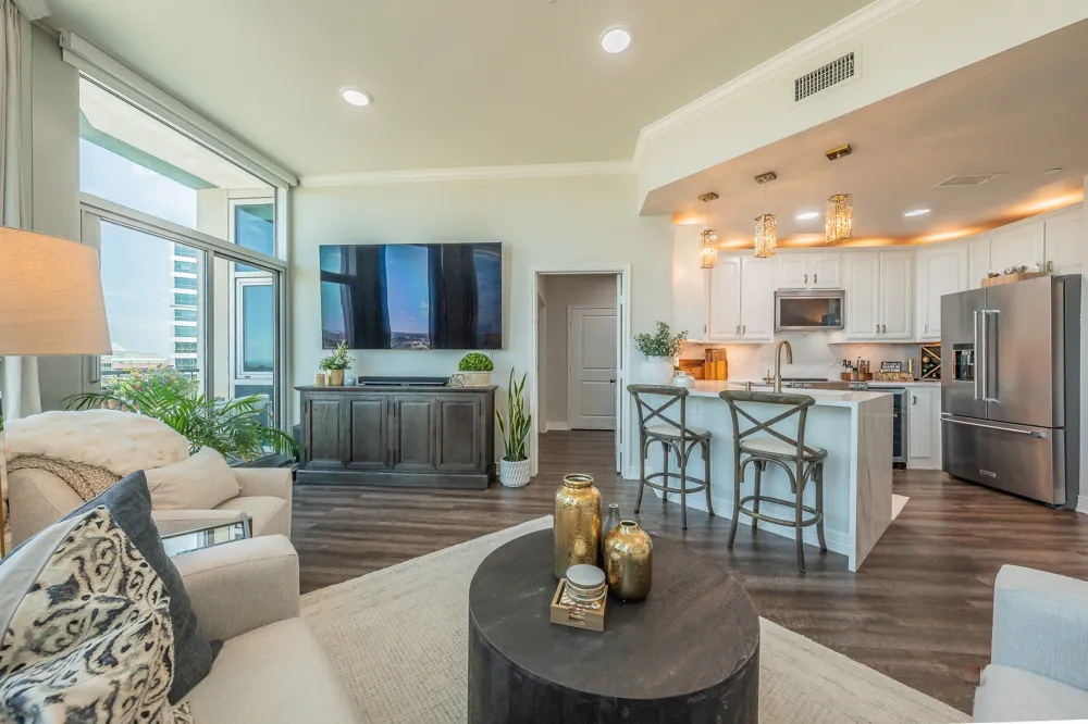 500 Throckmorton Street #1406 Fort Worth, TX 76102
