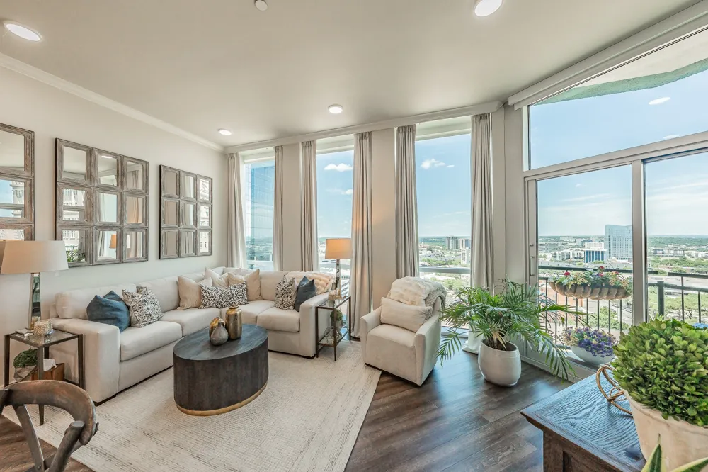 500 Throckmorton Street #1406 Fort Worth, TX 76102