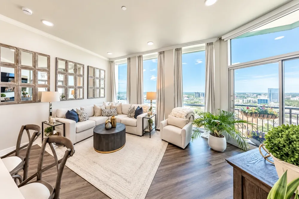 500 Throckmorton Street #1406 Fort Worth, TX 76102