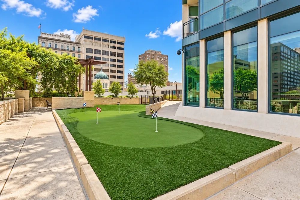 500 Throckmorton Street #1406 Fort Worth, TX 76102
