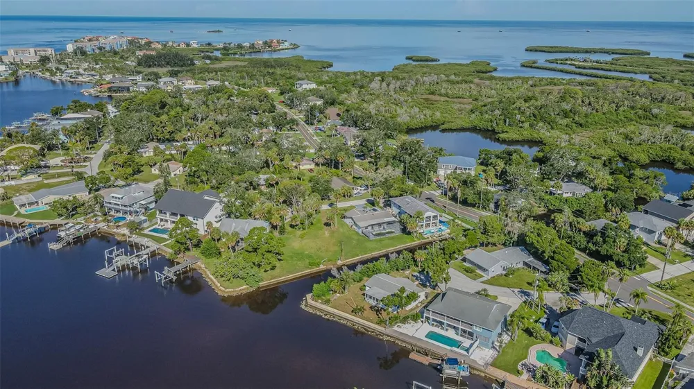 5254 MILLER BAYOU DRIVE Port Richey, FL 34668