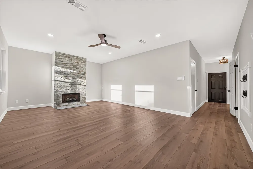 2114 Highland Stone Court Katy, TX 77450