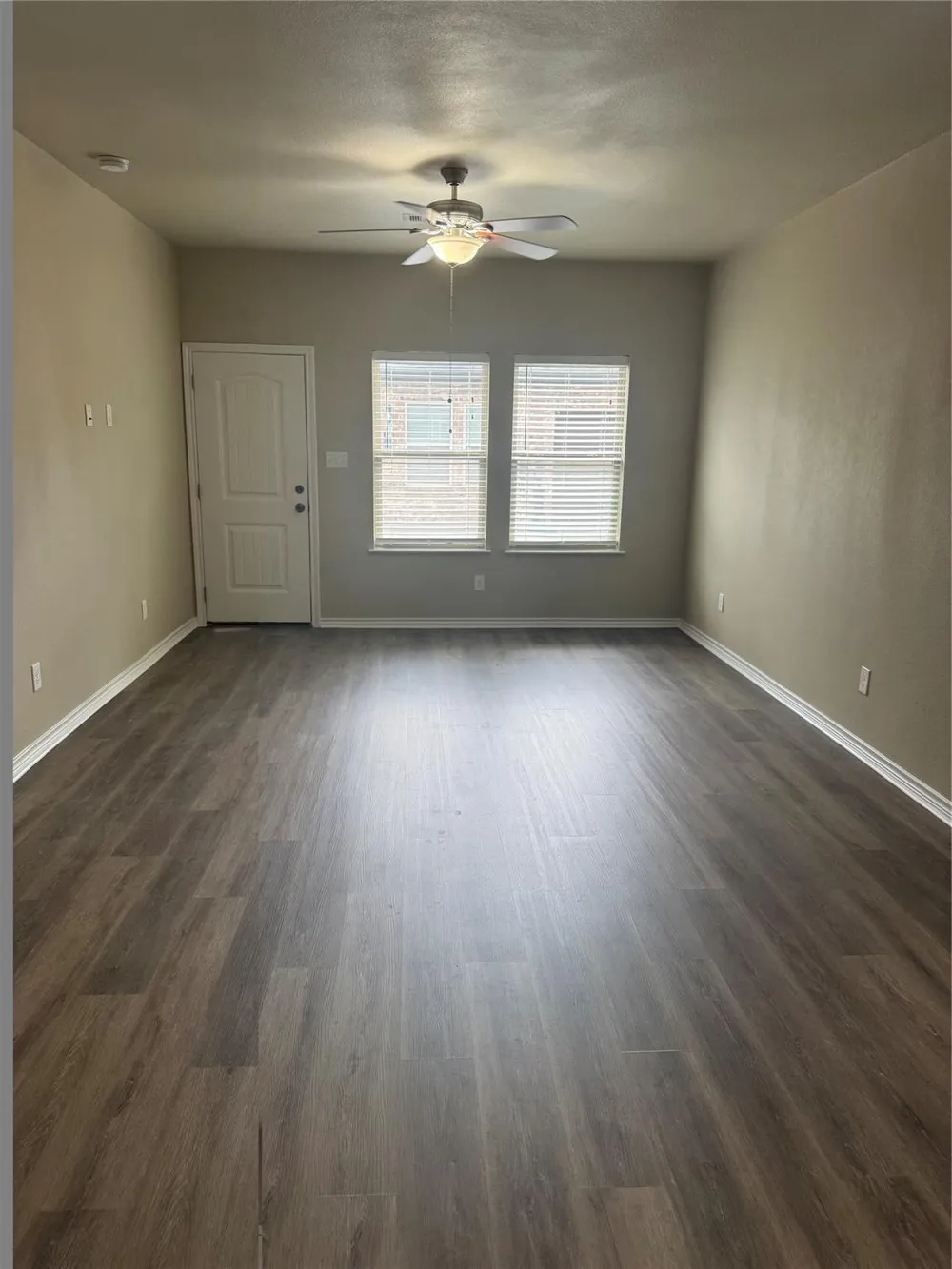 312 Ormsby Street #314 Alvin, TX 77511