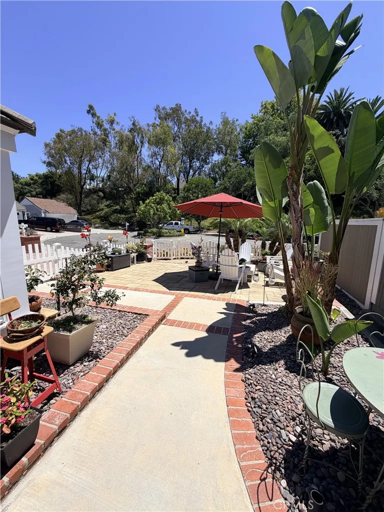 9 Bellingham Laguna Niguel, CA 92677