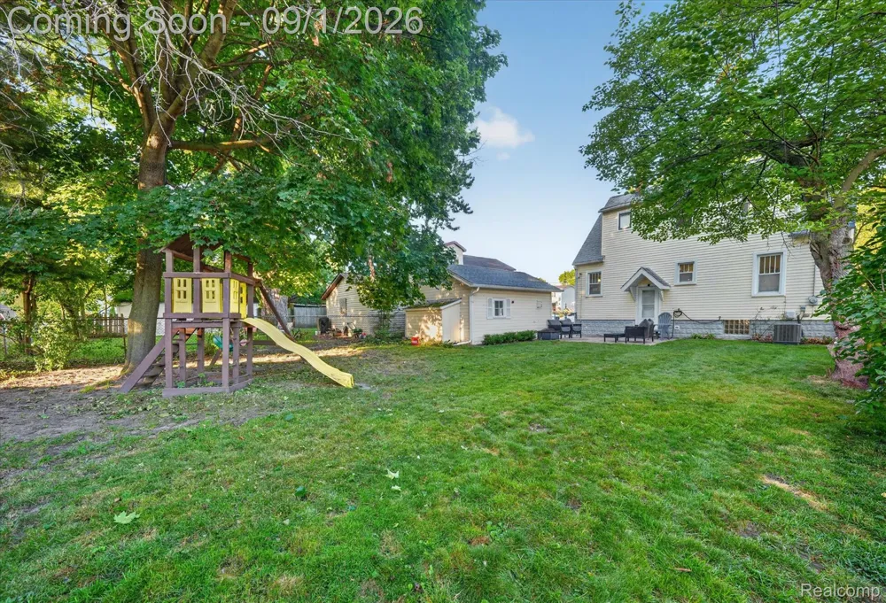 1416 17th Street Port Huron City, MI 48060