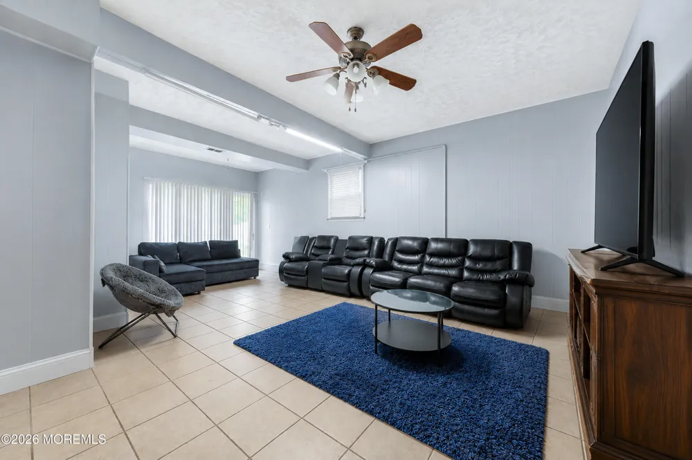 524 Lloyd Road Matawan, NJ 07747